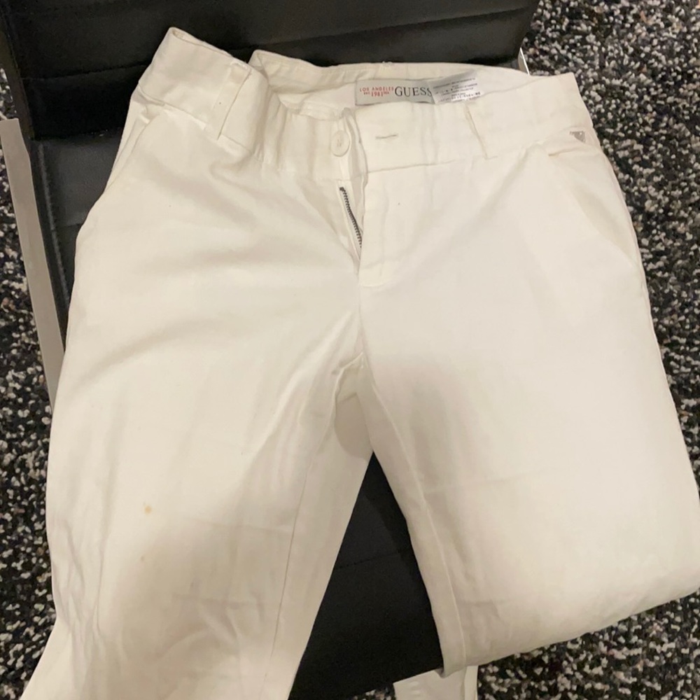 White pant